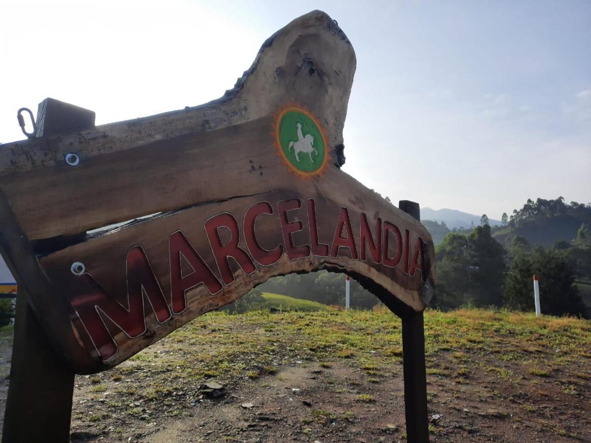 Finca Recreacional Marcelandia Santa Rosa de Cabal Esterno foto