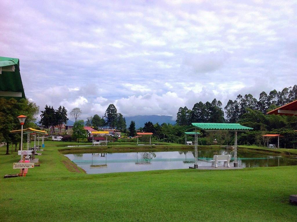 Finca Recreacional Marcelandia Santa Rosa de Cabal Esterno foto