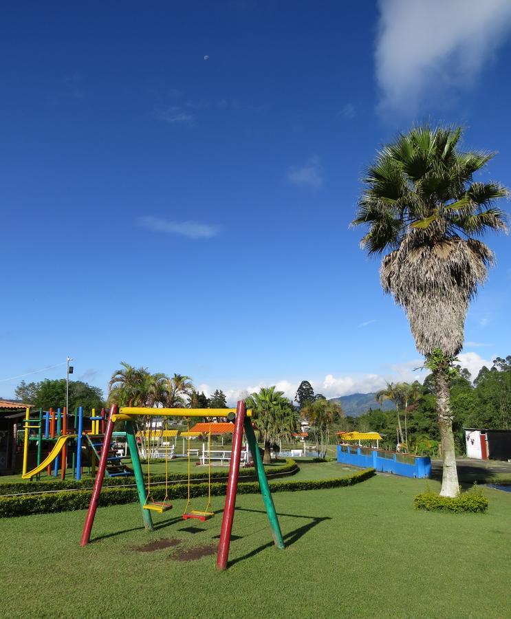 Finca Recreacional Marcelandia Santa Rosa de Cabal Esterno foto
